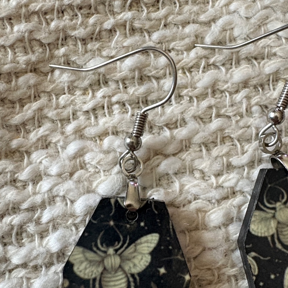 Moth earrings - Picture 4 of 6